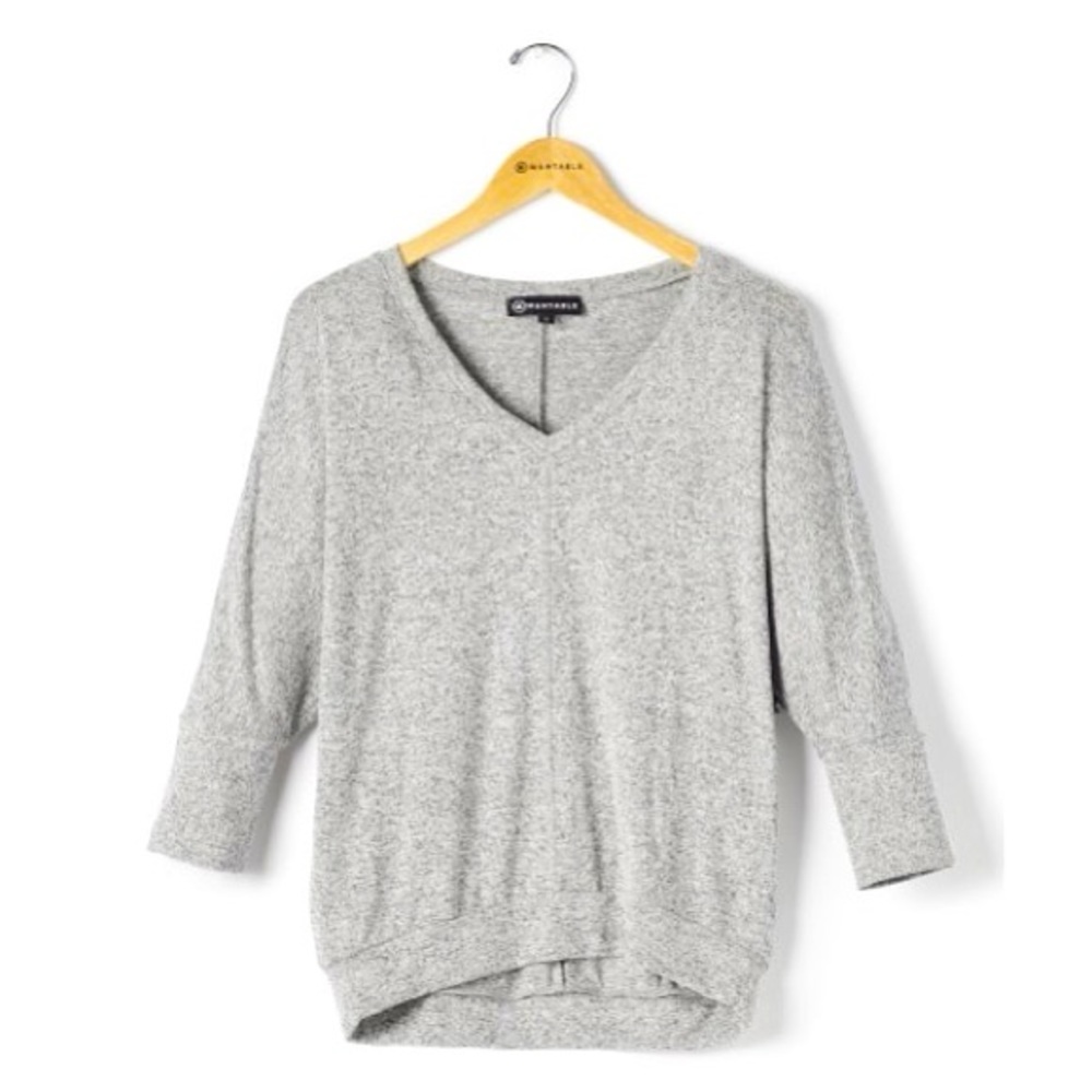 Wantable Gray V-Neck Quarter Sleeve Loose Fitting Dolman Top Womens Size M
